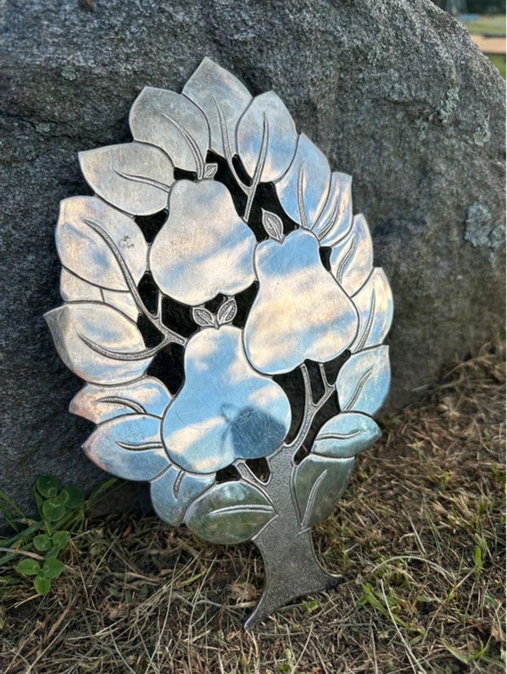Metal Pear Tree Trivet